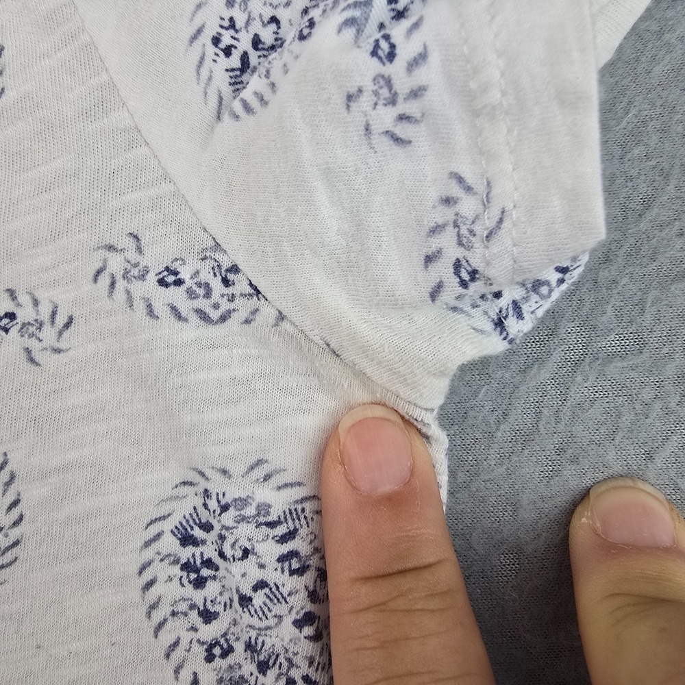 Ann Taylor LOFT Sun Washed T Shirt Women Medium White Blue Paisley everyday Wear - Picture 5 of 7
